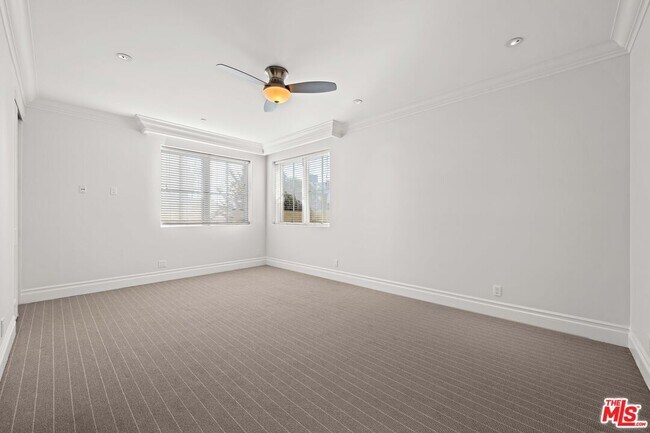 Building Photo - 201c Avenue A