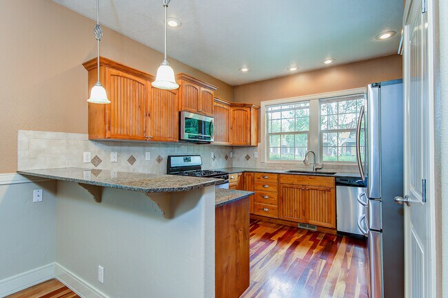 Building Photo - Beautiful Home In Hidden Springs