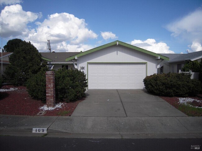 Building Photo - 109 McKinley Cir