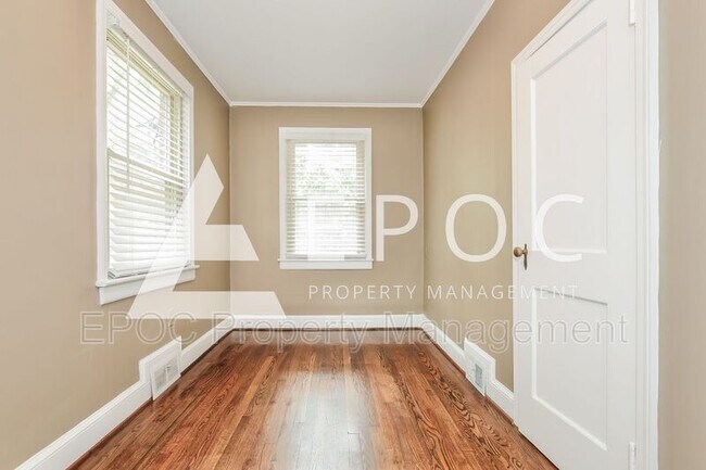 Building Photo - 903 Courtland Ave