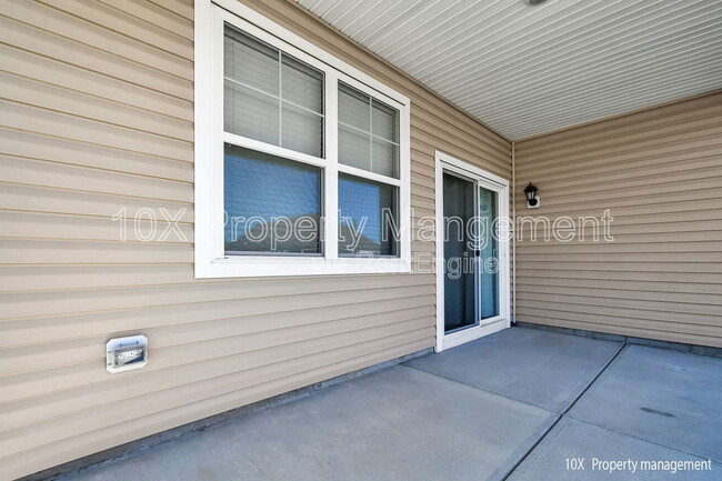 Building Photo - 5851 Ryman Dr