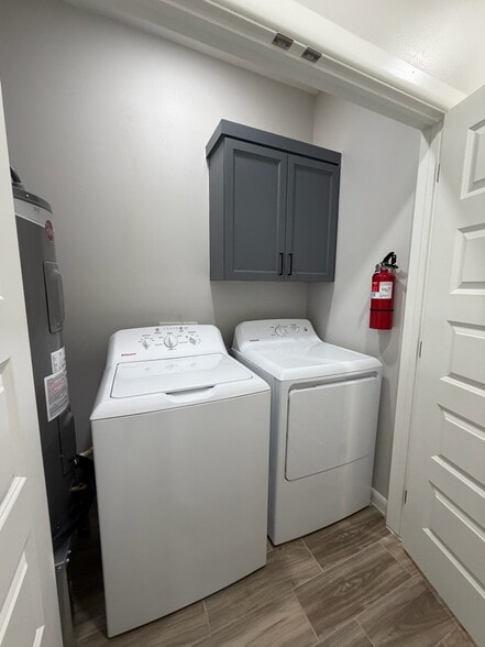 Building Photo - 11407 N 24th Ln