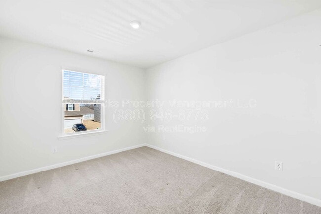 Building Photo - 2128 Blue Sky Mdws Dr