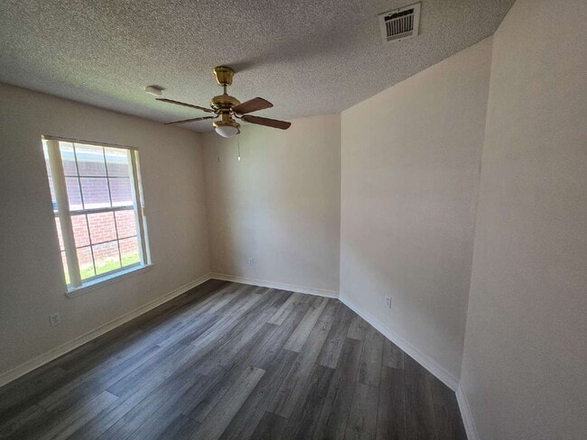 Building Photo - Welcome to this radiant and exquisite home...