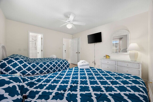 Building Photo - 111A S Yaupon Dr