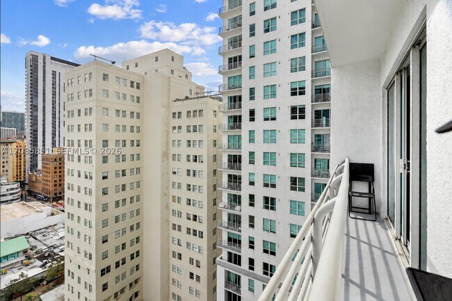 Building Photo - 133 NE 2nd St