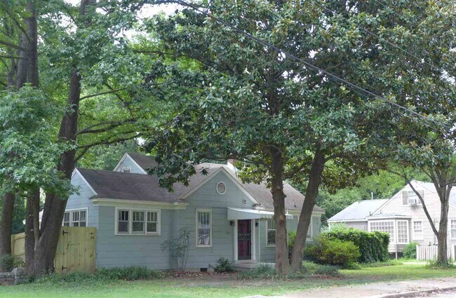 Building Photo - 699 Shotwell St