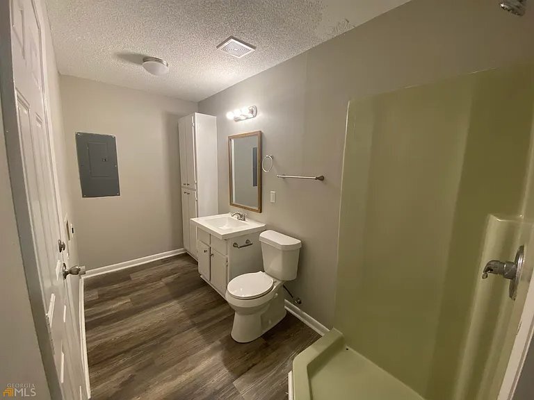 Building Photo - 316 N Pleasant Hill Rd