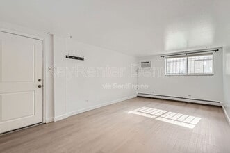 Building Photo - 65 N Clarkson St