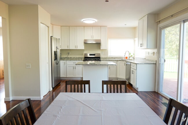 Building Photo - 850 Indian Wells Cir