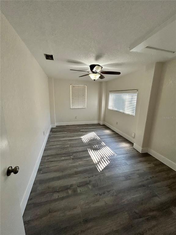 Building Photo - 18812 Carr Dr