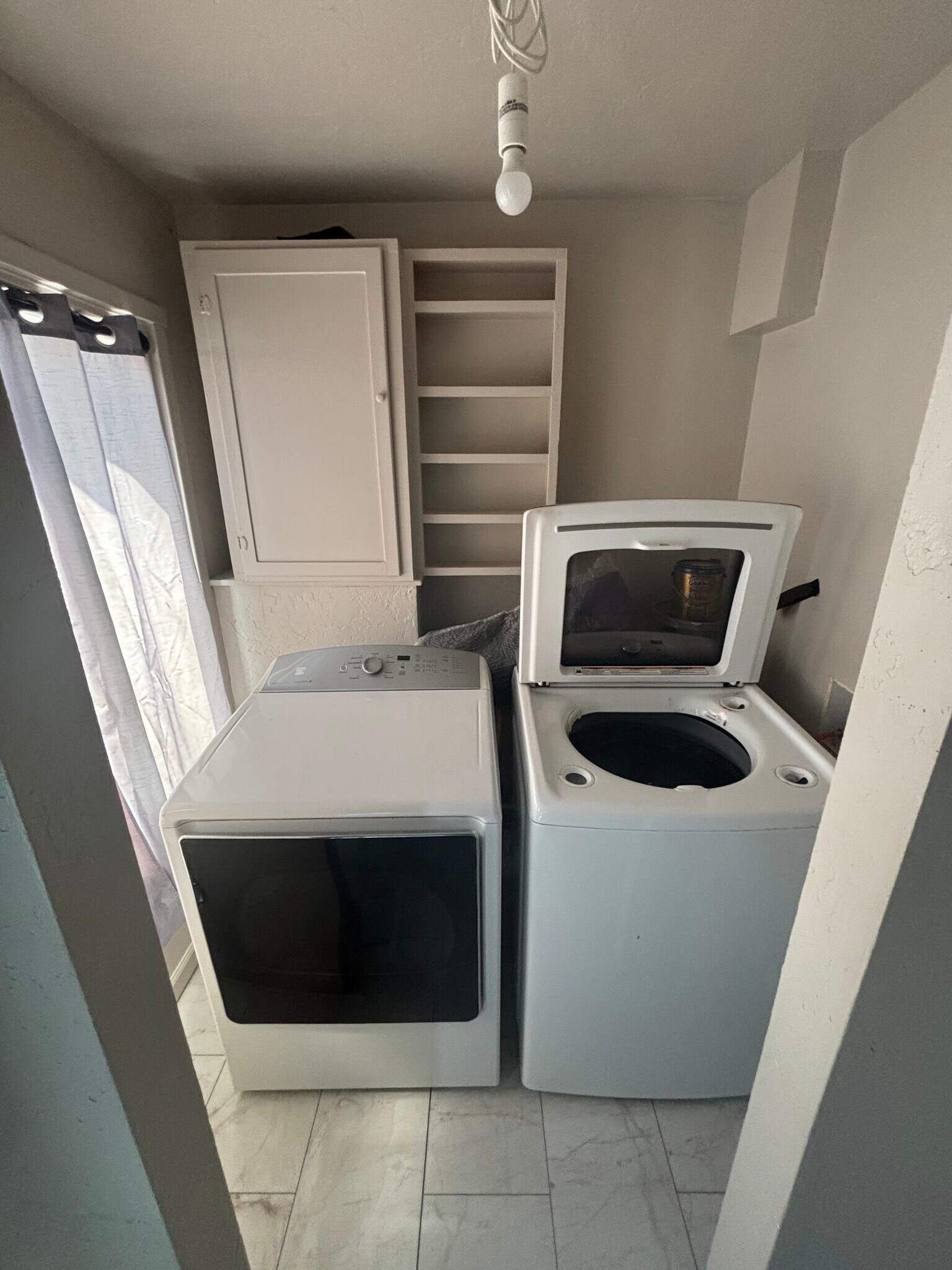 Laundry - 306 Pine St