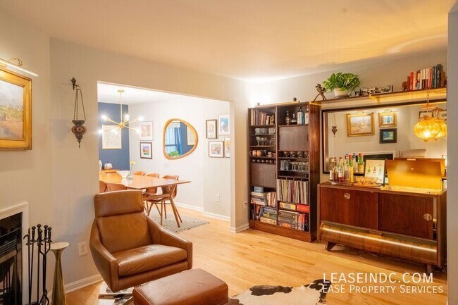 Building Photo - 1325 13th St NW