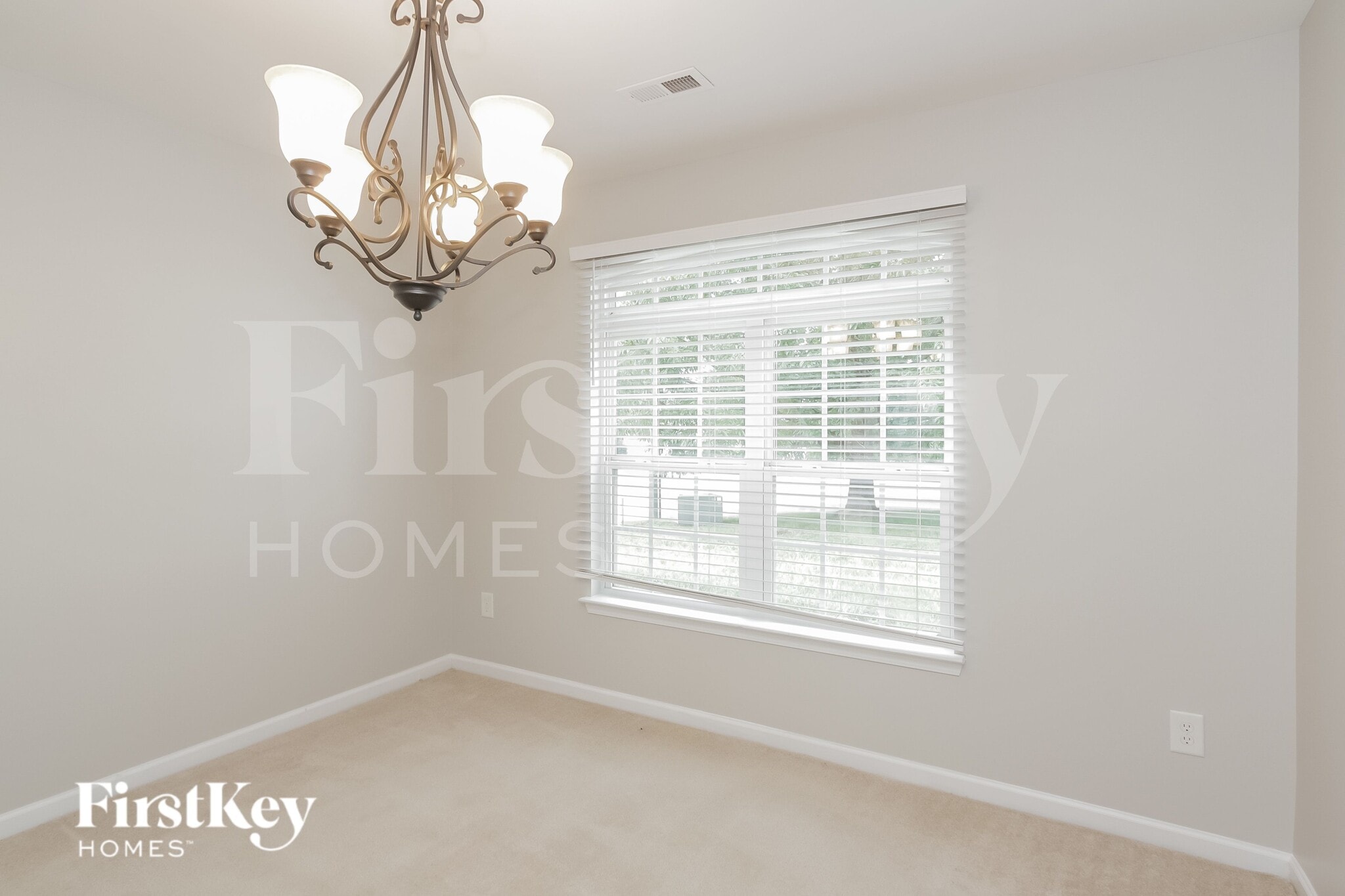 Building Photo - 109 Egerton Dr