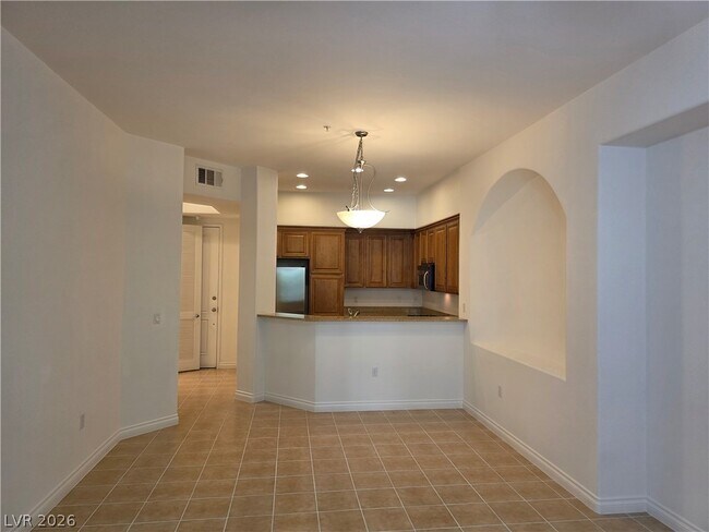 Building Photo - 62 E Serene Ave