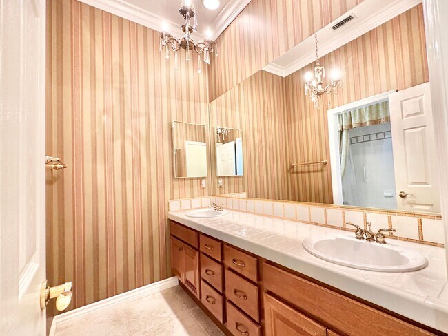 Building Photo - Beautiful Single-Level Custom Home with Serene Backyard Space in the Lovely Peppertree Park Commu...