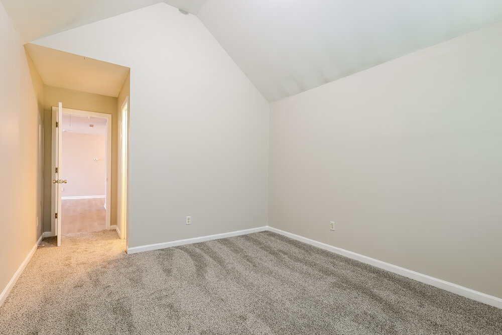 Building Photo - 1113 Watercourse Way