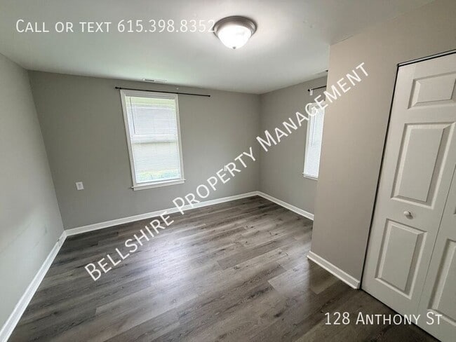 Building Photo - 128 Anthony St