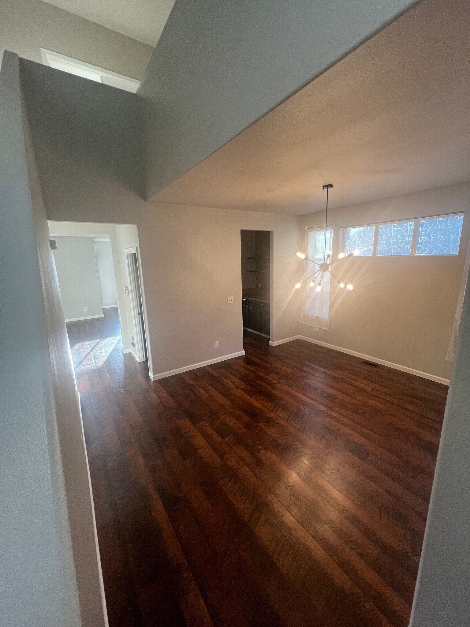 Formal dining or extended living space - 3601 Lanyard Dr NE