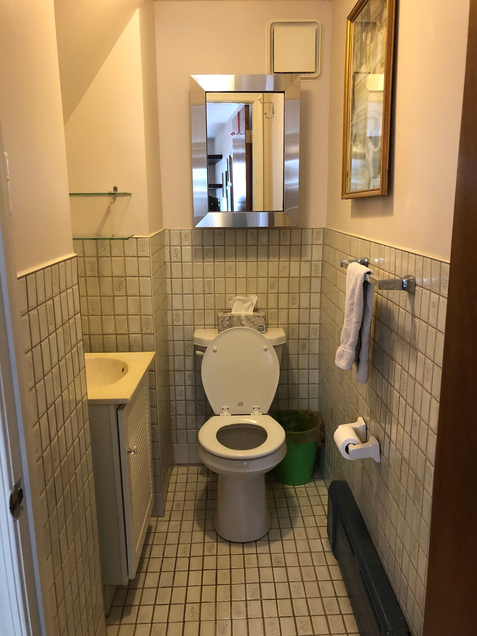 Half bath - 711 Clymer St