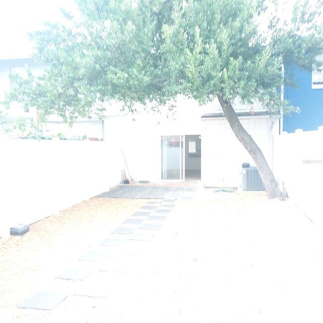 Building Photo - 9807 N 52nd St