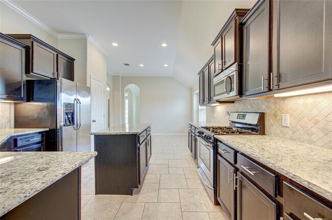 Building Photo - 6710 Trinity Trail Ln