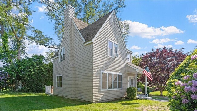 Building Photo - 152 Tuckerman Ave