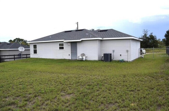 Building Photo - 3184 SW 151st Ave