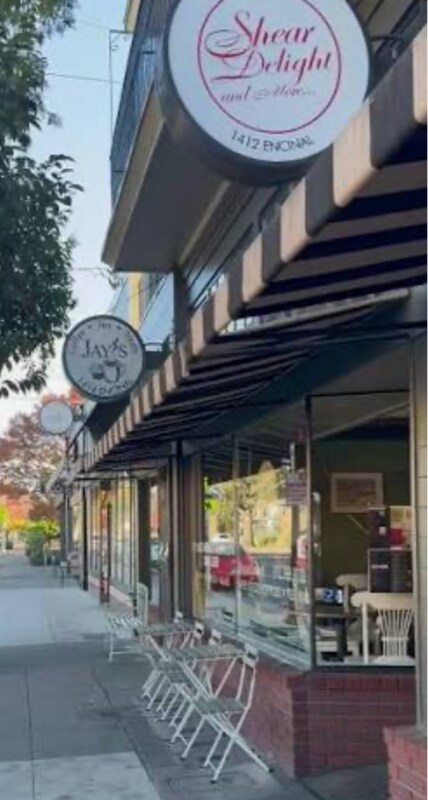 Building Photo - 1000 Central Ave