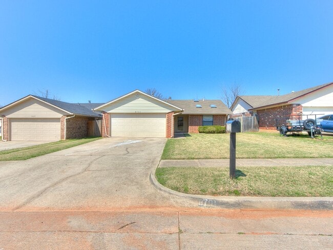 Building Photo - 3 Bed/2 Bath Home in Midwest City