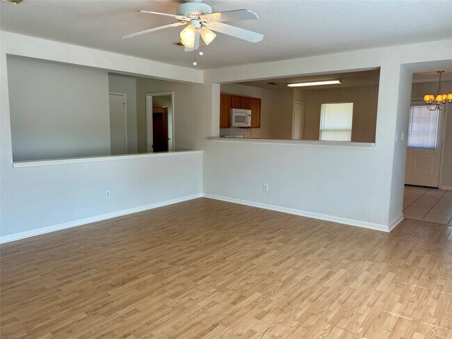 Building Photo - 6706 Wild Pecan Trail