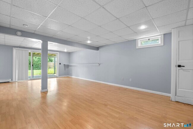 Building Photo - 103 Birch Rd