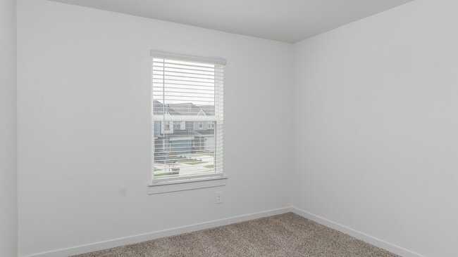 Building Photo - 2837 Lisburn Ter Ln