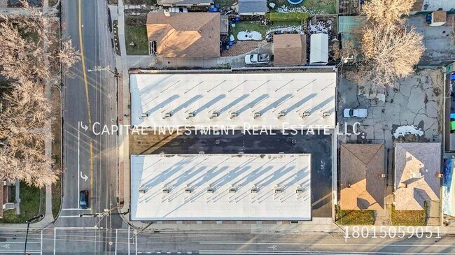 Building Photo - 1689 S W Temple St