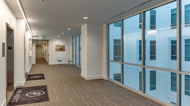 Building Photo - 120 19th St N