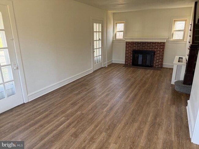 Building Photo - 3202 Swede Rd