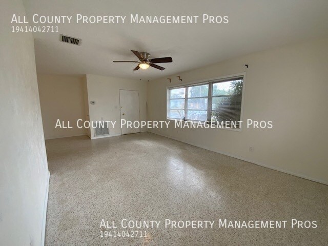 Building Photo - 2815 Homasassa Rd