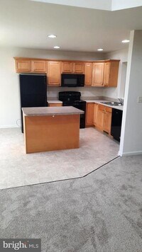 Building Photo - 417 Mercury Dr