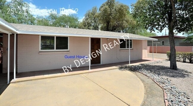 Building Photo - Hedrick Acreage 1 Bed 1 Bath Guest House - Recent Remodel