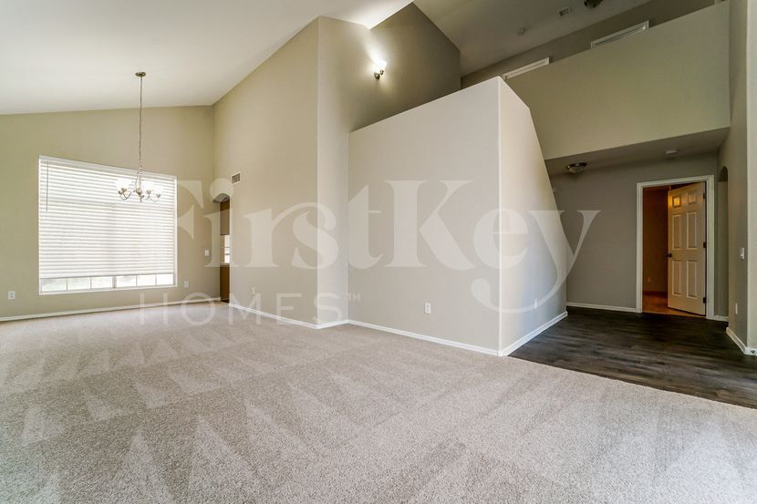 Building Photo - 7741 E Calle Bien Nacida