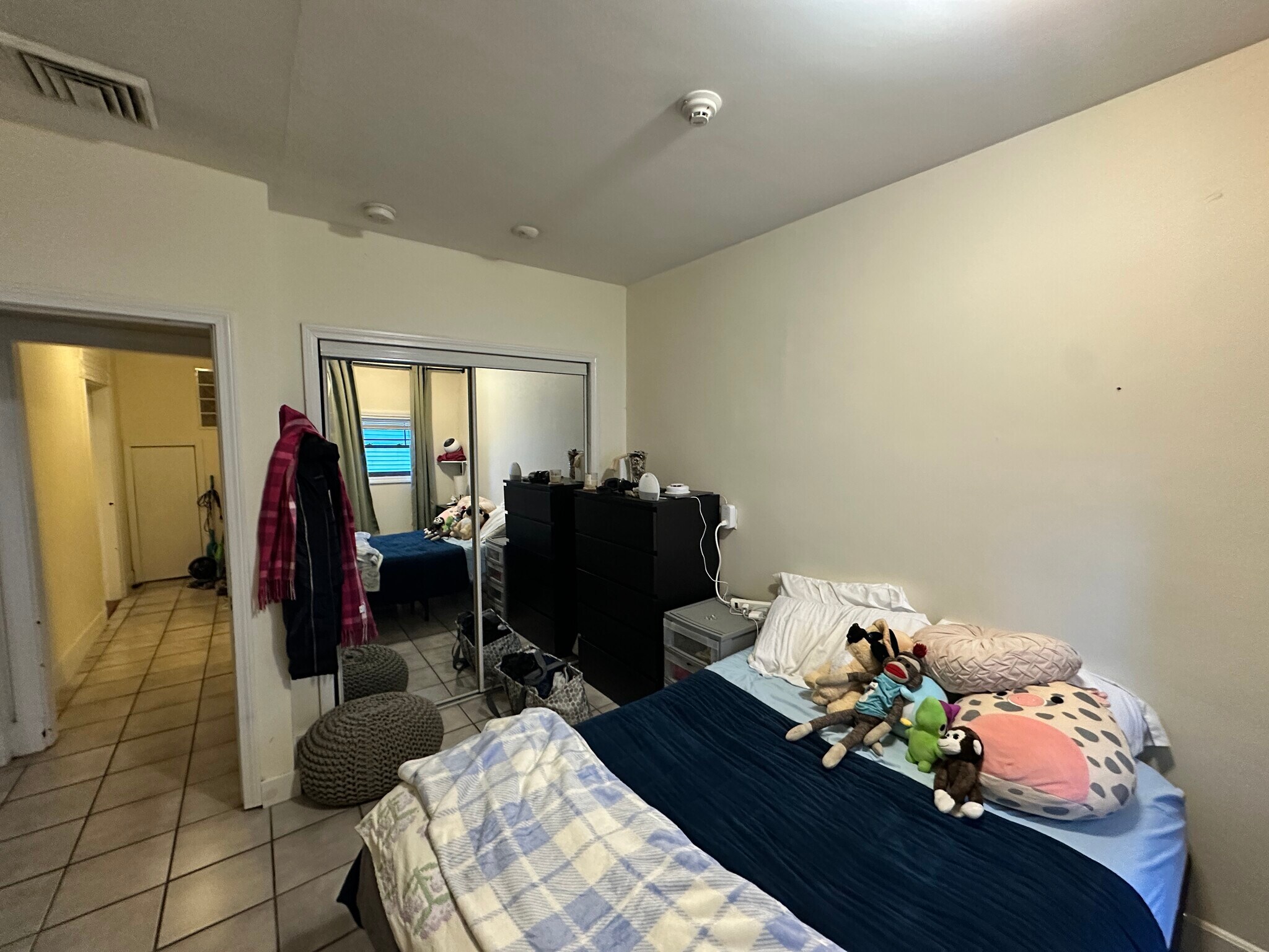 Building Photo - 1451 Tremont St