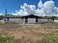 Building Photo - 2006 W Texas Ave