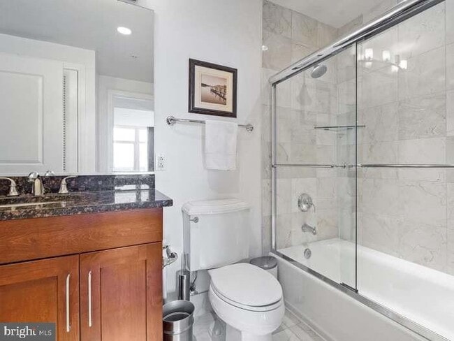 Building Photo - 8220 Crestwood Heights Dr