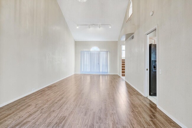 Building Photo - 7408 Big Bend Dr