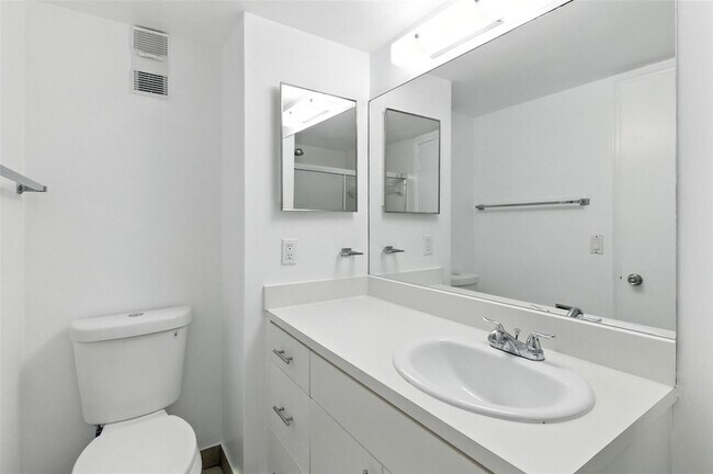 Building Photo - 141 NW 93rd Ave