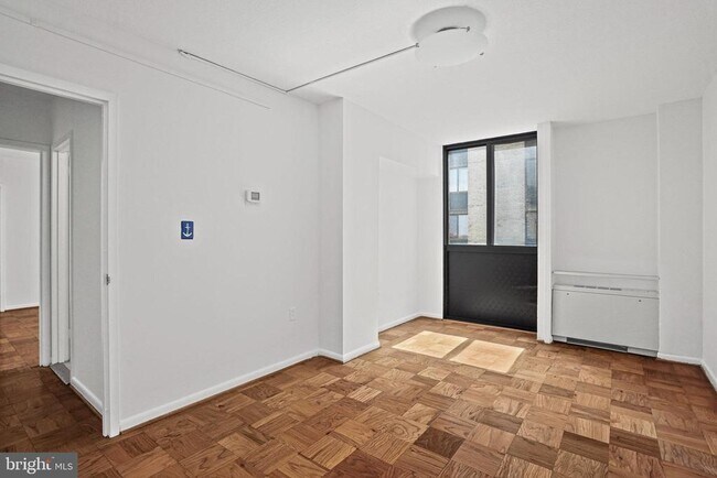 Building Photo - 4242 East-West Hwy