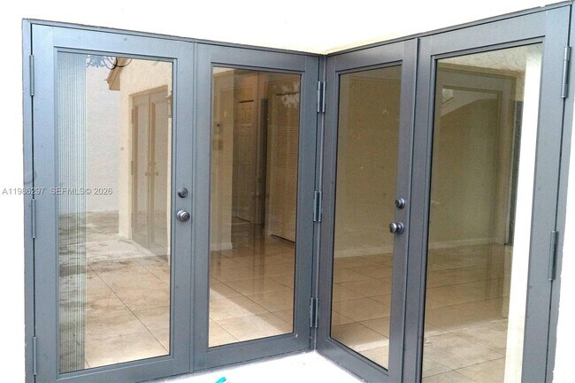 Building Photo - 21009 SW 124th Ave Rd