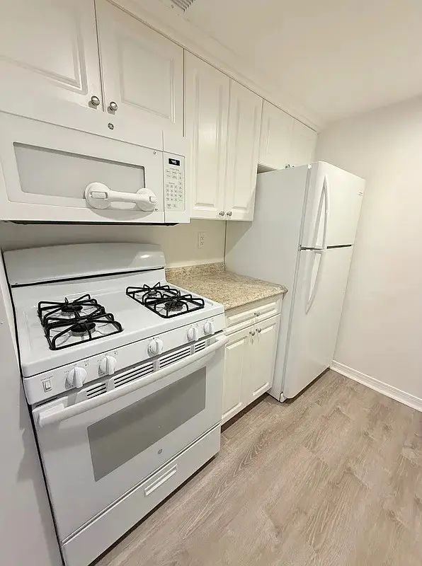 Building Photo - Beautiful 1bedroom Available