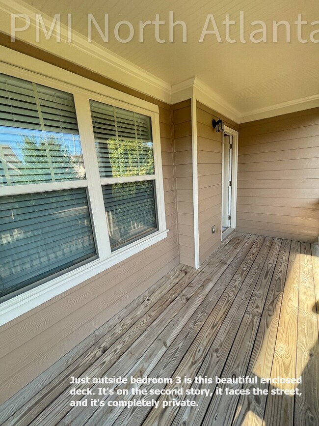 Building Photo - 328 Privet Cir