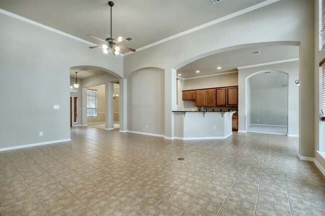 Building Photo - 15800 Double Eagle Dr